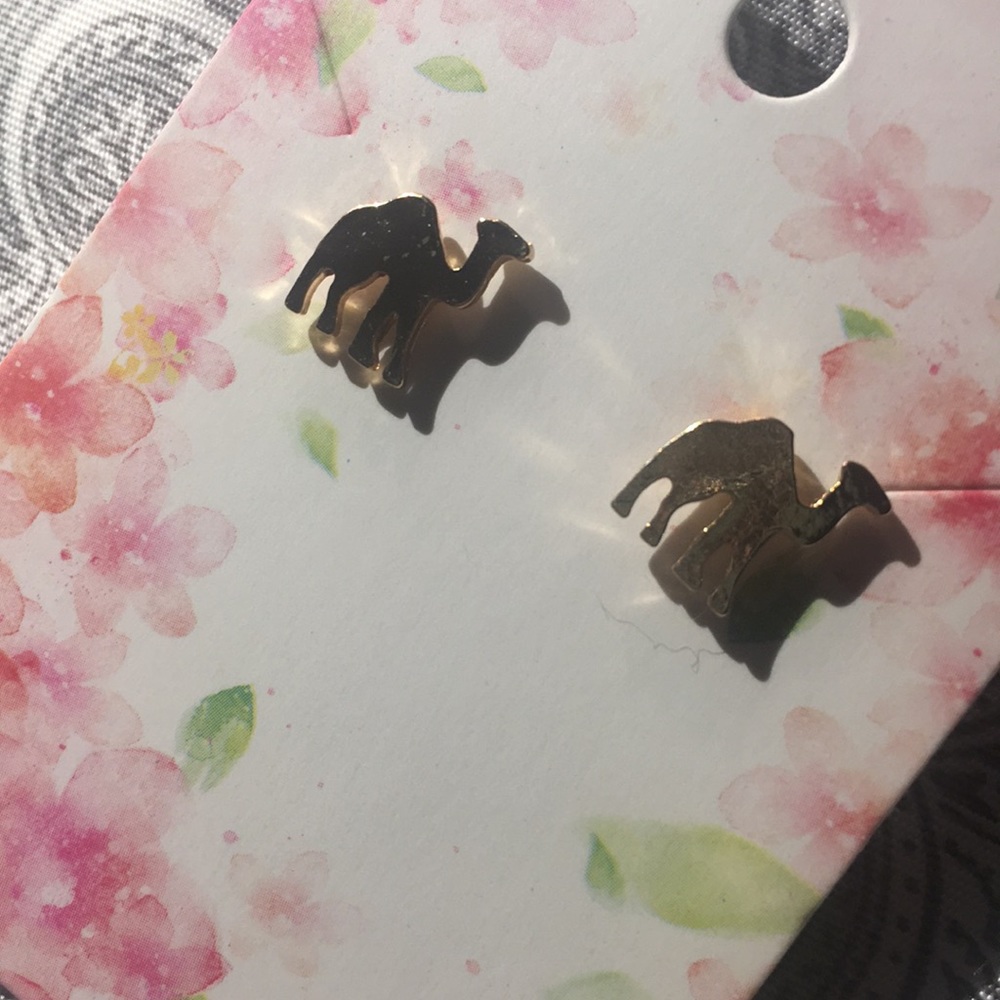 🐫 Camel Earrings 🐪
